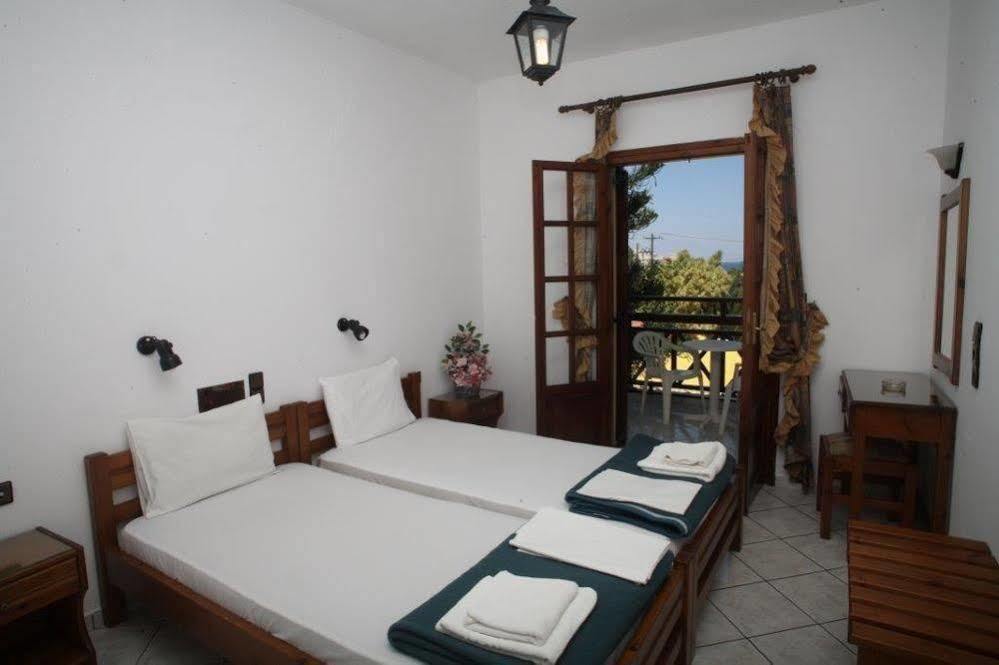 Rena Apartments Goúvai Luaran gambar